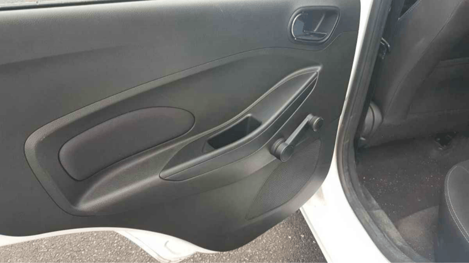 Ford Ka  KA+ 1.2 70 CV occasion - Photo 10