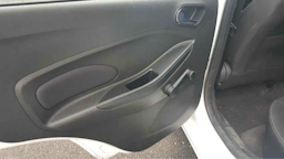 Ford Ka  KA+ 1.2 70 CV occasion - Photo 10
