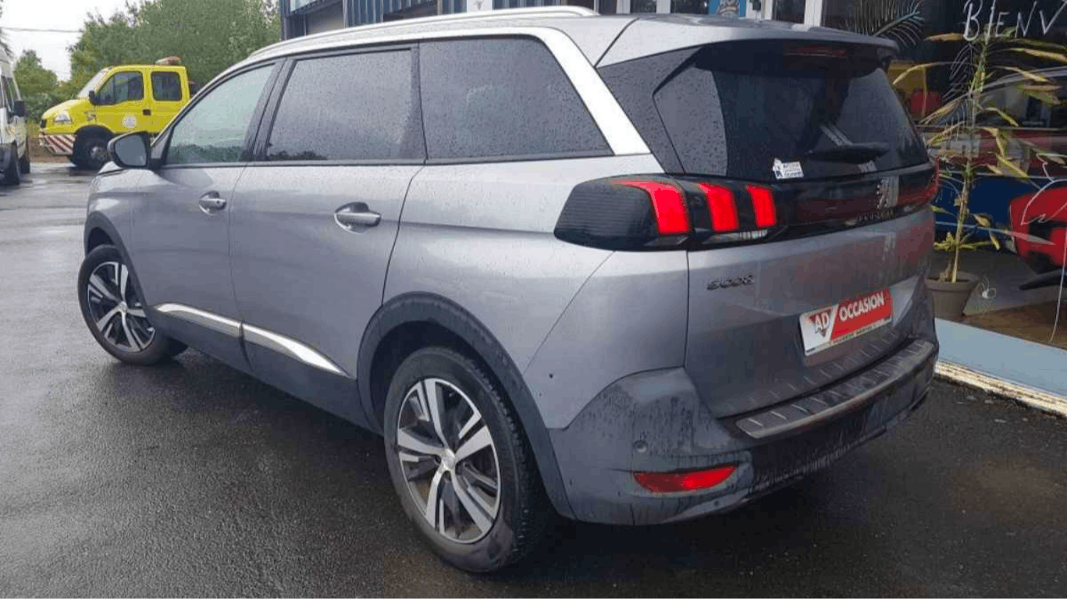 Peugeot 5008  1.5 HDI 130 ALLURE BUSINESS EAT8 occasion - Photo 4