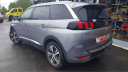 Peugeot 5008  1.5 HDI 130 ALLURE BUSINESS EAT8 occasion - Photo 4