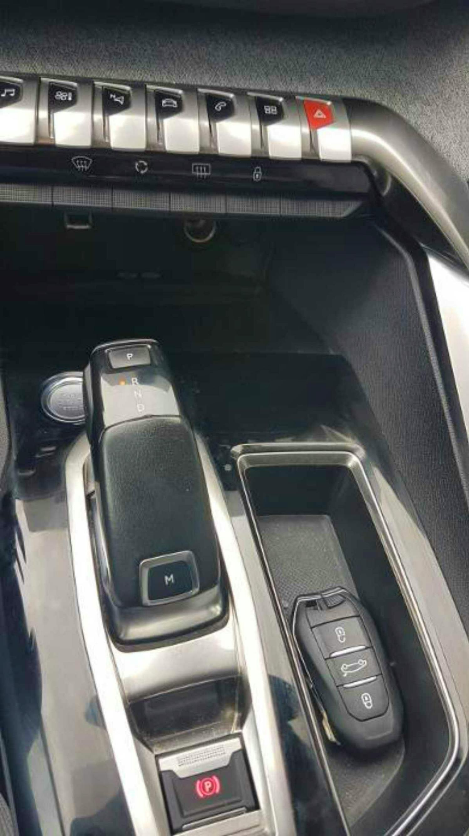 Peugeot 5008  1.5 HDI 130 ALLURE BUSINESS EAT8 occasion - Photo 7