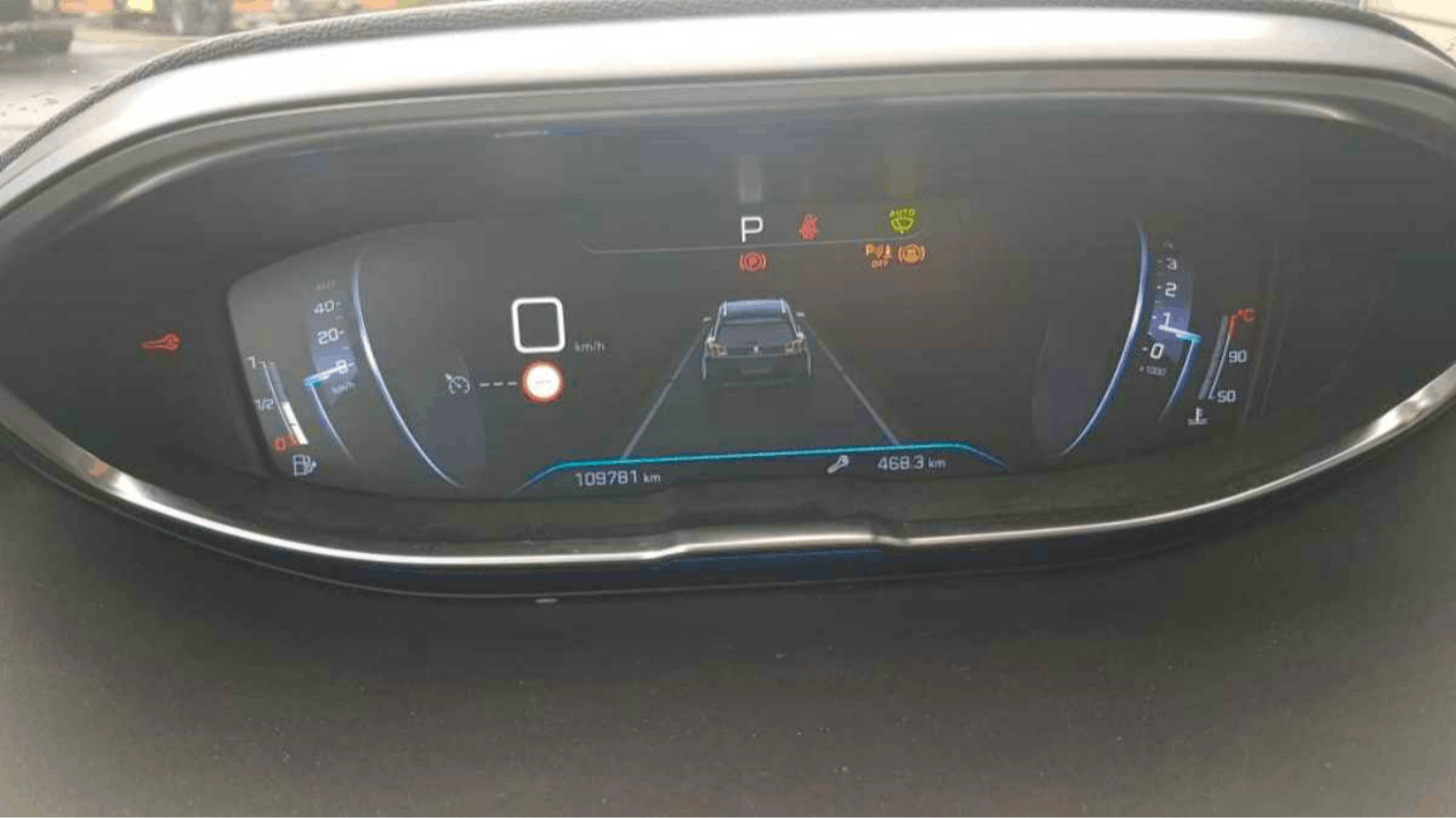 Peugeot 5008  1.5 HDI 130 ALLURE BUSINESS EAT8 occasion - Photo 9