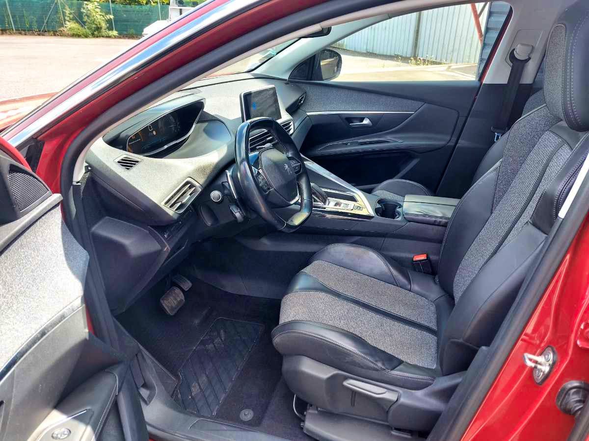 Peugeot 3008  1.5 BLUEHDI 130 ALLURE EAT8 occasion - Photo 4