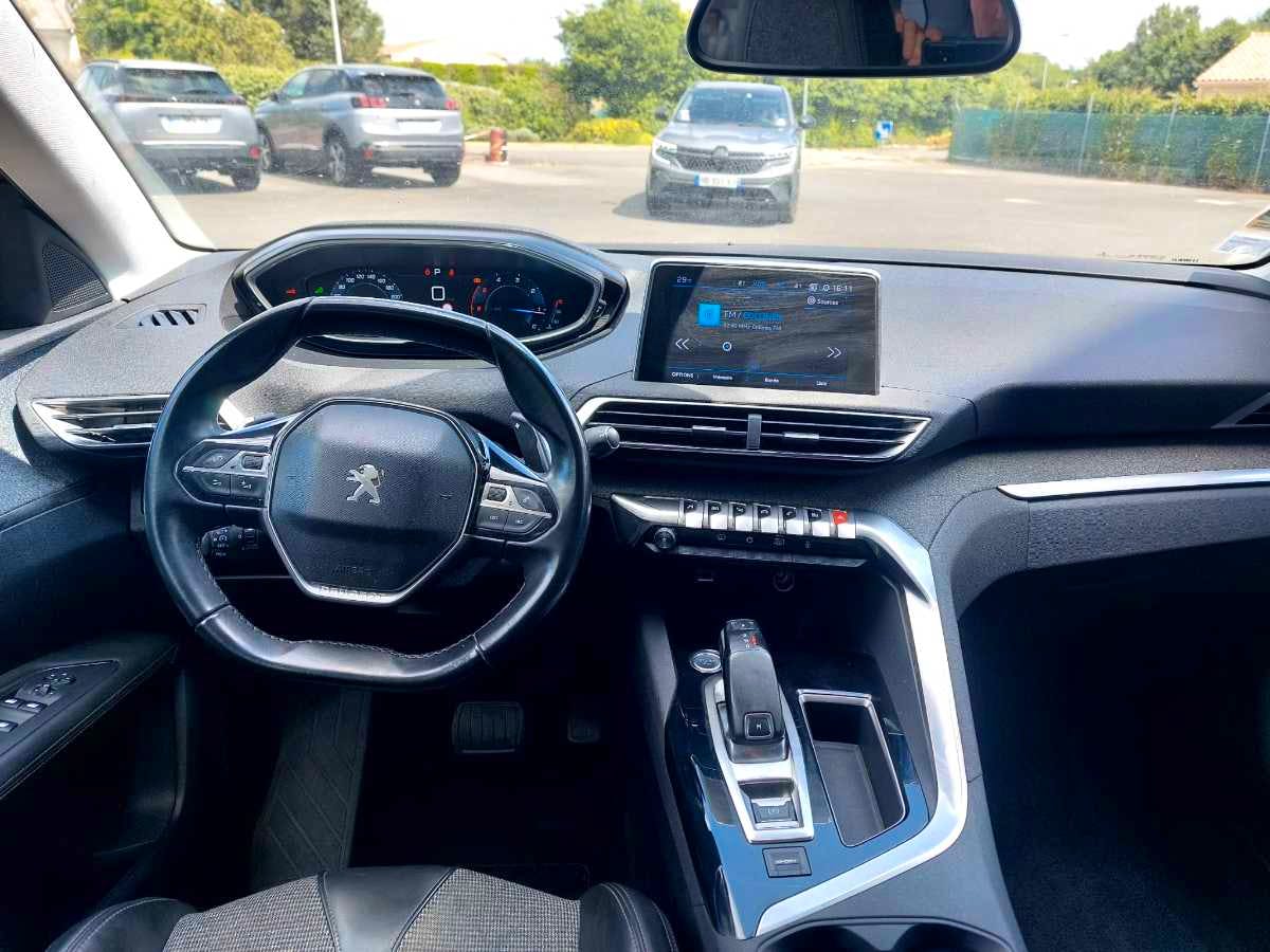 Peugeot 3008  1.5 BLUEHDI 130 ALLURE EAT8 occasion - Photo 6