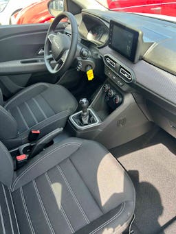 Dacia Jogger  TCE 110 EXPRESSION occasion - Photo 4