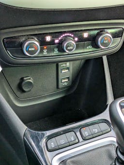 Opel Crossland X  1.2 Turbo 110CV EDITION 2020 occasion - Photo 19