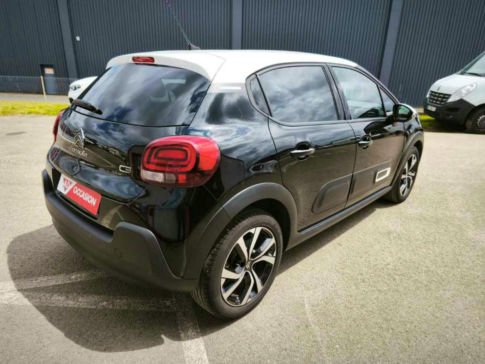 Citroën C3  1.5 BLUEHDI 100 S&S - SHINE occasion - Photo 2