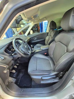 Renault Scenic 1.7L BDCI 120CH BUSINESS occasion - Photo 11