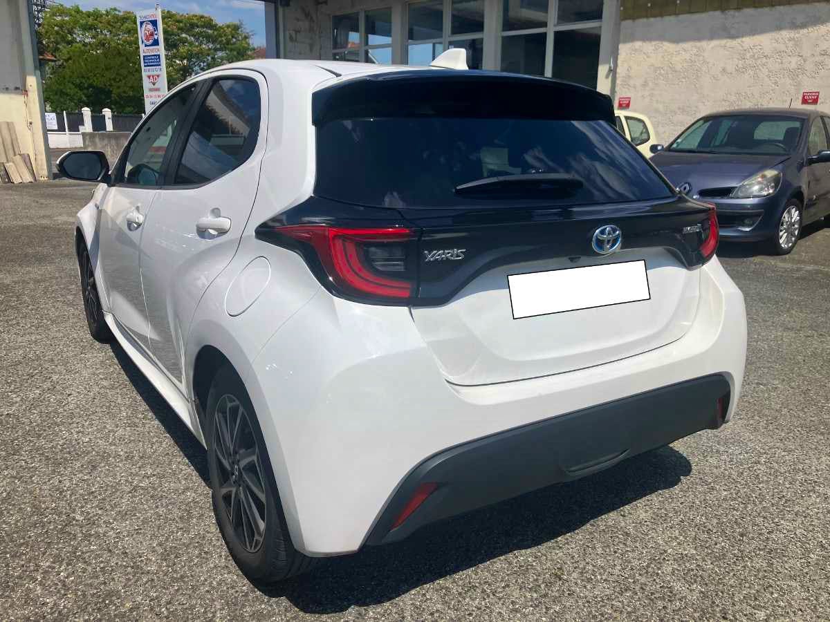 Toyota Yaris  Hybrid 116h Design occasion - Photo 3