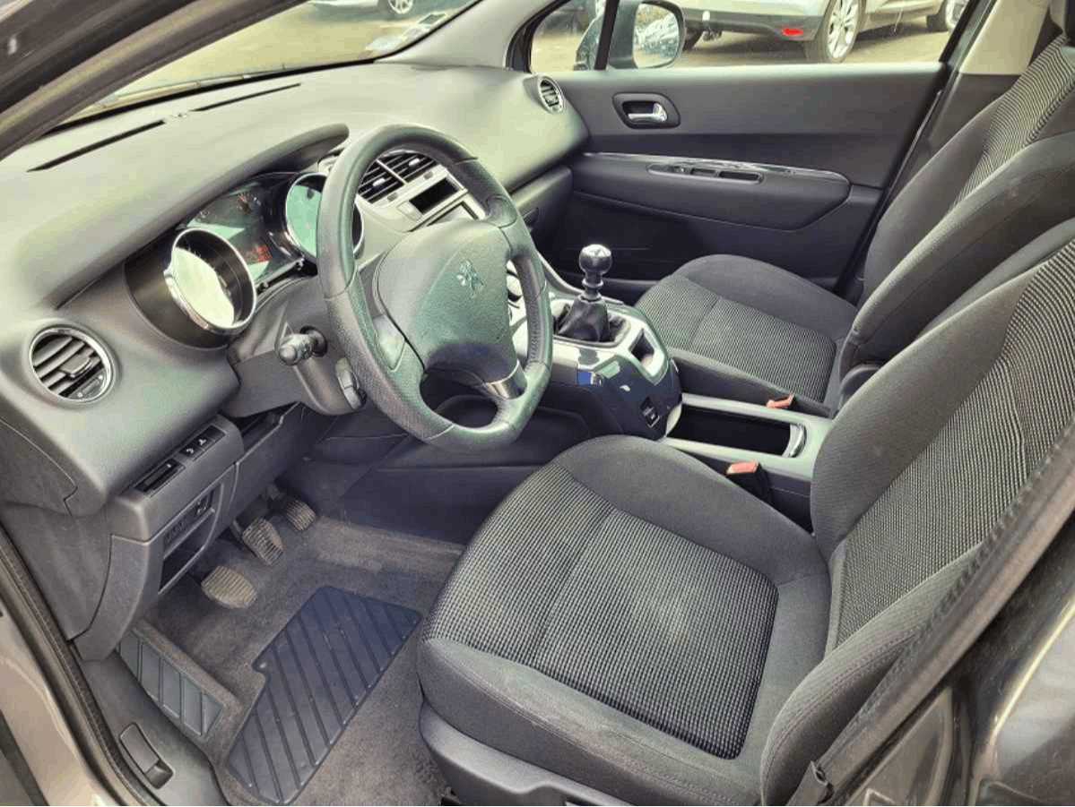 Peugeot 5008  5008 1.6 HDI 112 STYLE 5 PLACES occasion - Photo 3