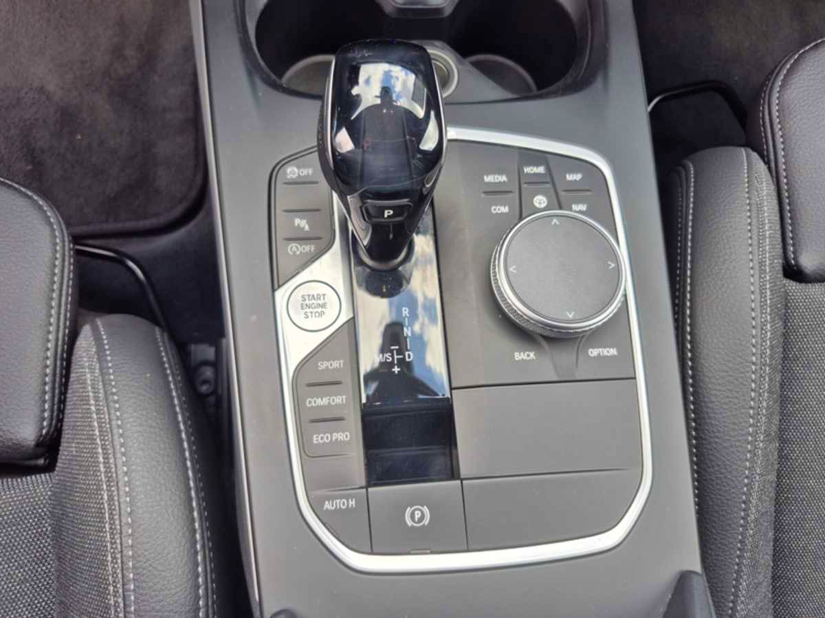 BMW Série 1  SERIE 1 118DA 150 CH BUSINESS DESIGN occasion - Photo 9