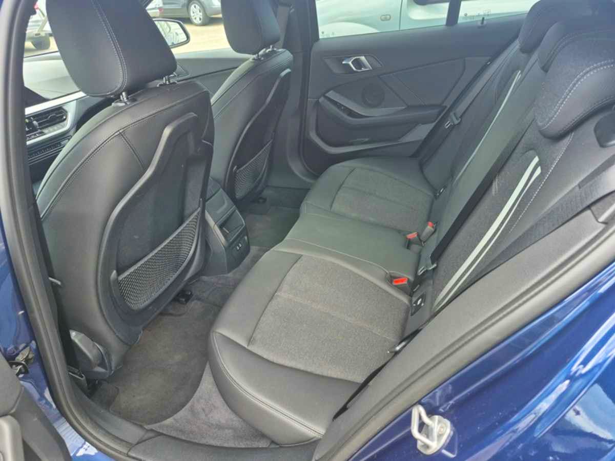 BMW Série 1  SERIE 1 118DA 150 CH BUSINESS DESIGN occasion - Photo 13