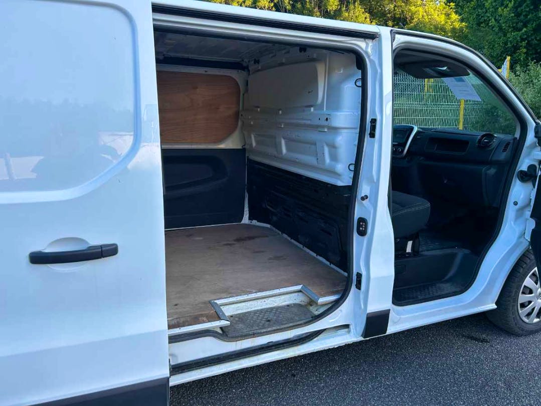Renault Trafic  2.0 occasion - Photo 4