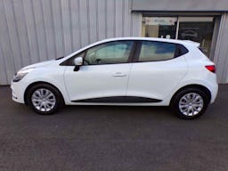 Renault Clio  1.5 DCI 90 5PL E6 occasion - Photo 8