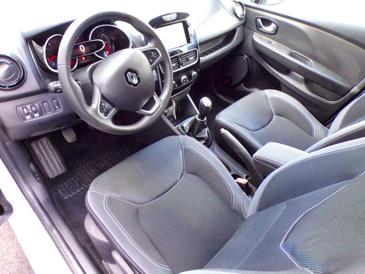 Renault Clio  1.5 DCI 90 5PL E6 occasion - Photo 10