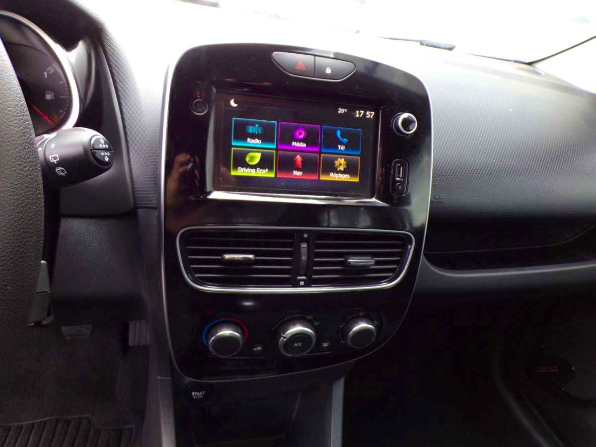Renault Clio  1.5 DCI 75 CH GPS -5 PLACES occasion - Photo 8