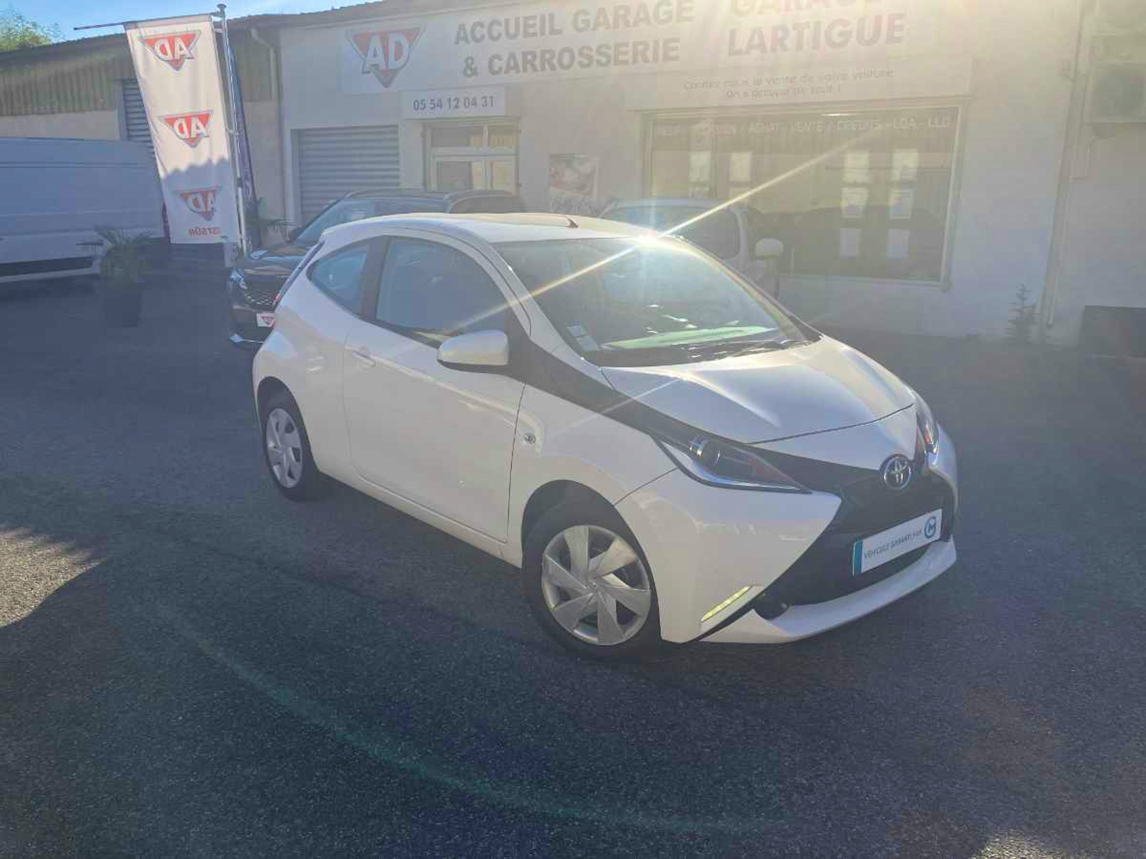 Toyota Aygo 1.0 VVT-i X Shift- X Play 3Ptes occasion