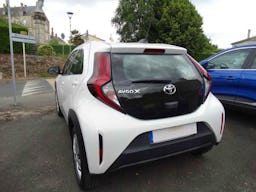 Toyota Aygo  TOYOTA AYGO X DYNAMIC 1.0 VVTI 72 CV occasion - Photo 3