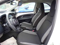 Toyota Aygo  TOYOTA AYGO X DYNAMIC 1.0 VVTI 72 CV occasion - Photo 6