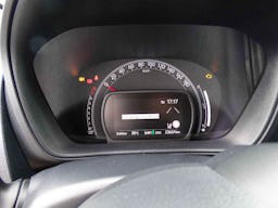 Toyota Aygo TOYOTA AYGO X DYNAMIC 1.0 VVTI 72 CV occasion - Photo 10