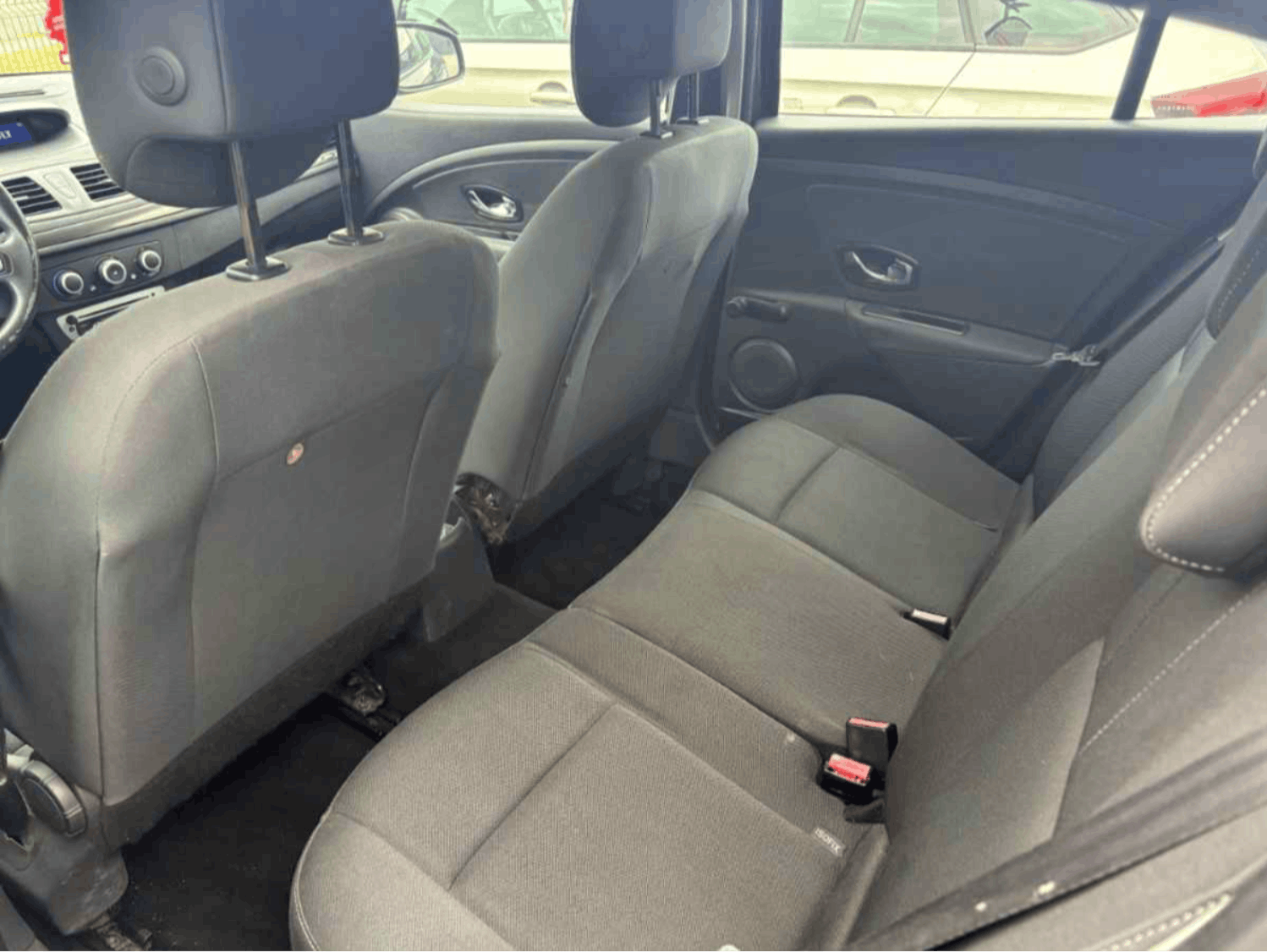 Renault Mégane  Life 1.5 DCI 95 occasion - Photo 7