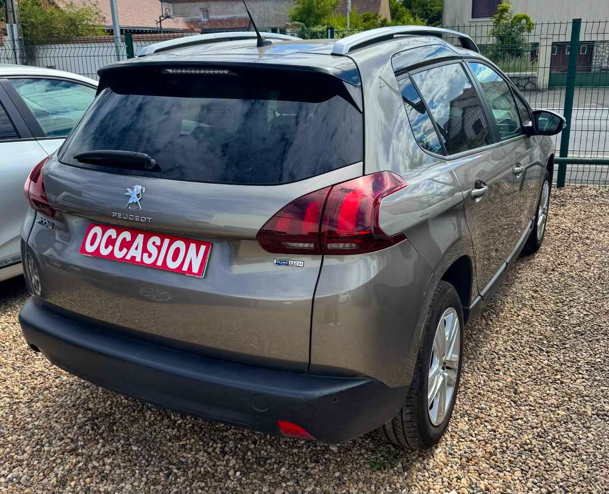 Peugeot 2008  STYLE 1.2 PURETECH 110CH occasion - Photo 2