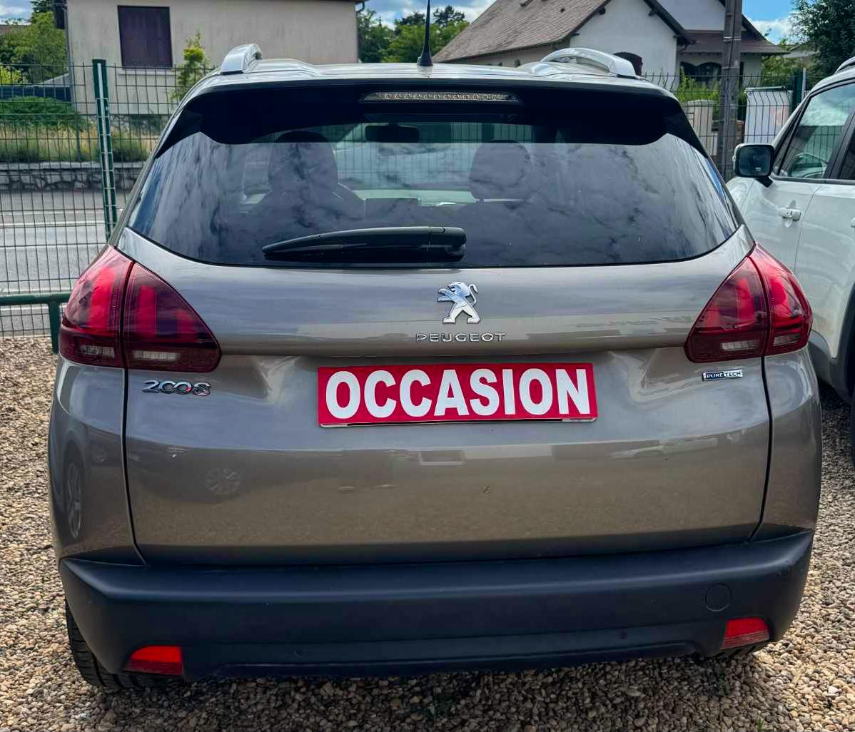 Peugeot 2008  STYLE 1.2 PURETECH 110CH occasion - Photo 3