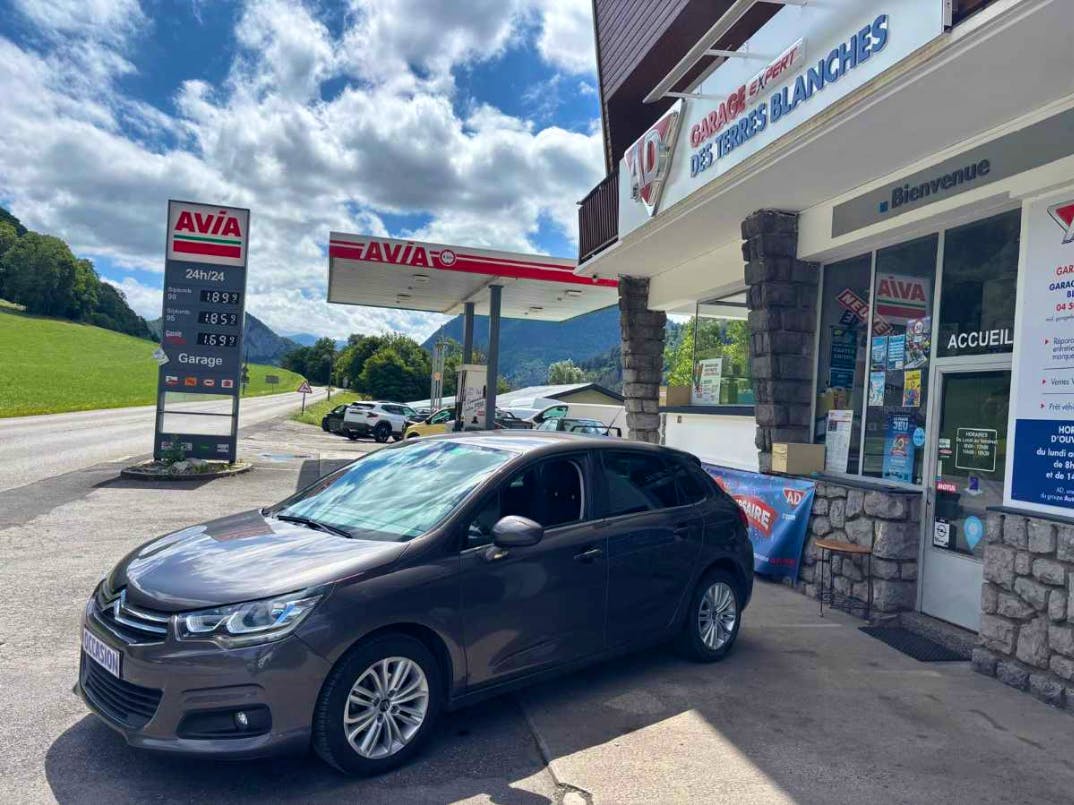 Citroën C4  1.6 BLUE HDI occasion - Photo 4