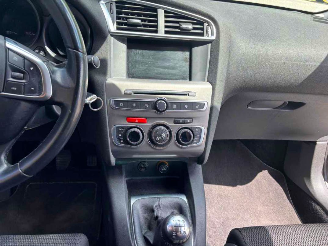 Citroën C4  1.6 BLUE HDI occasion - Photo 11