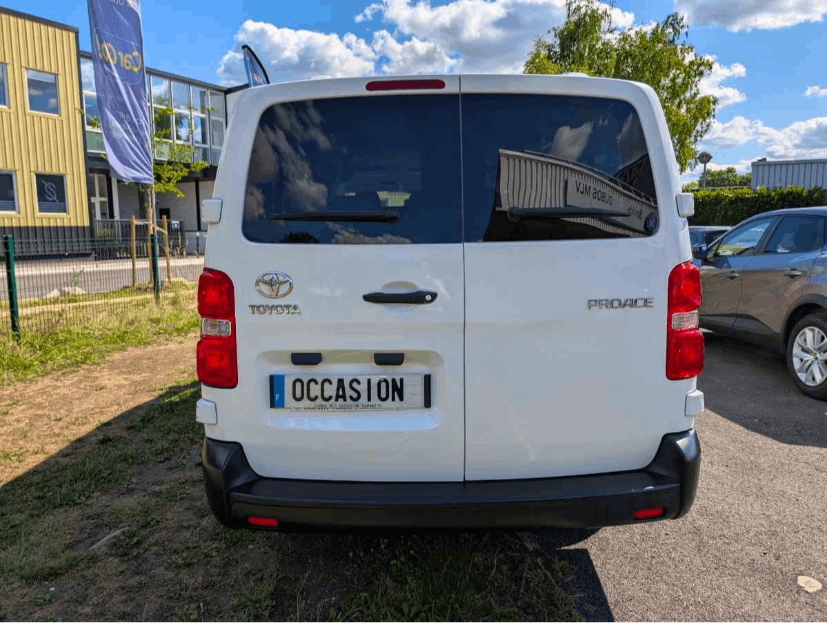Toyota Proace  PROACE COMBI MY20 Combi Long 1.5L 120 D-4D BVM6 Dynamic occasion - Photo 9