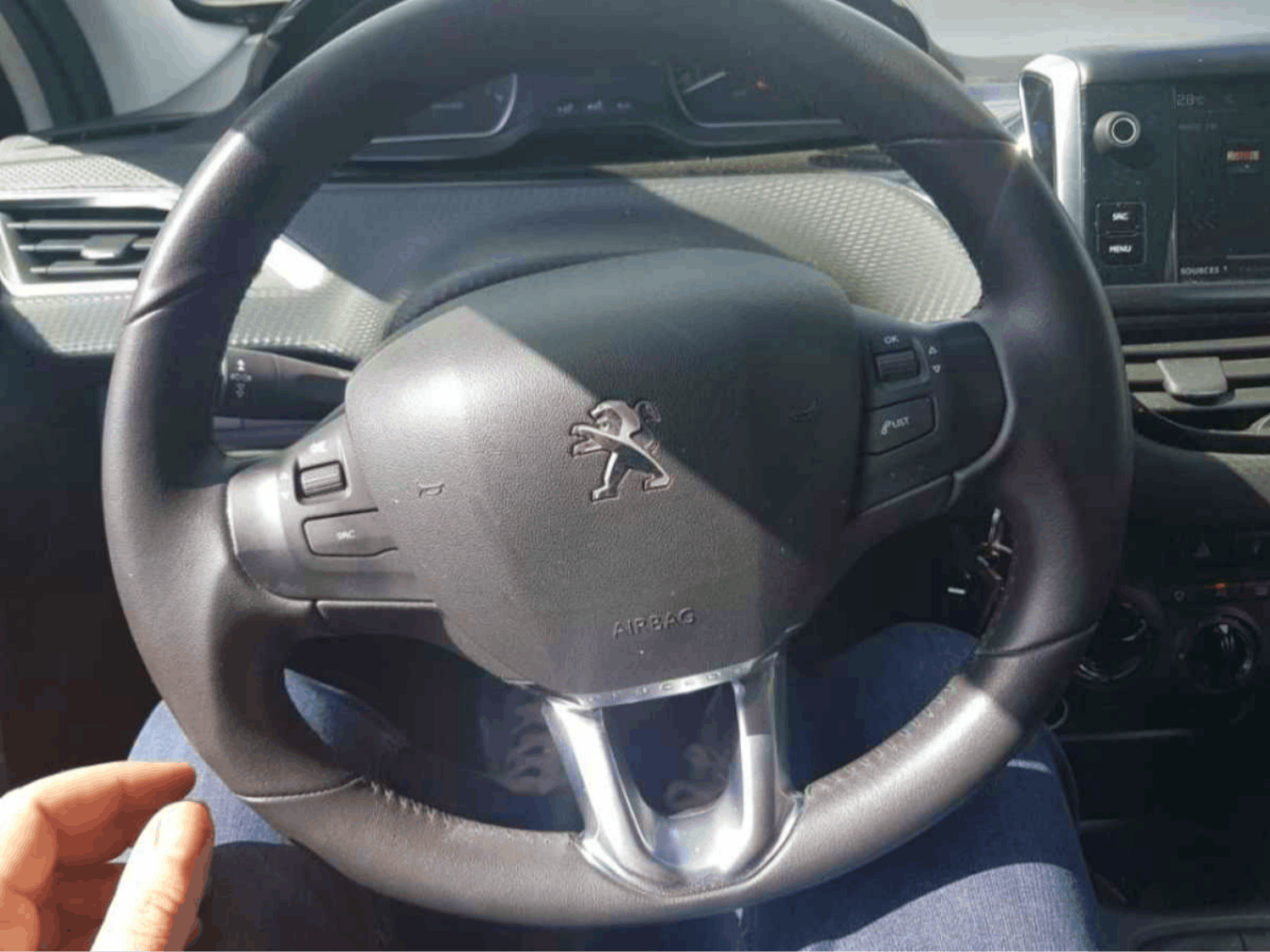 Peugeot 2008  1.2 I STYLE 82 CV occasion - Photo 7