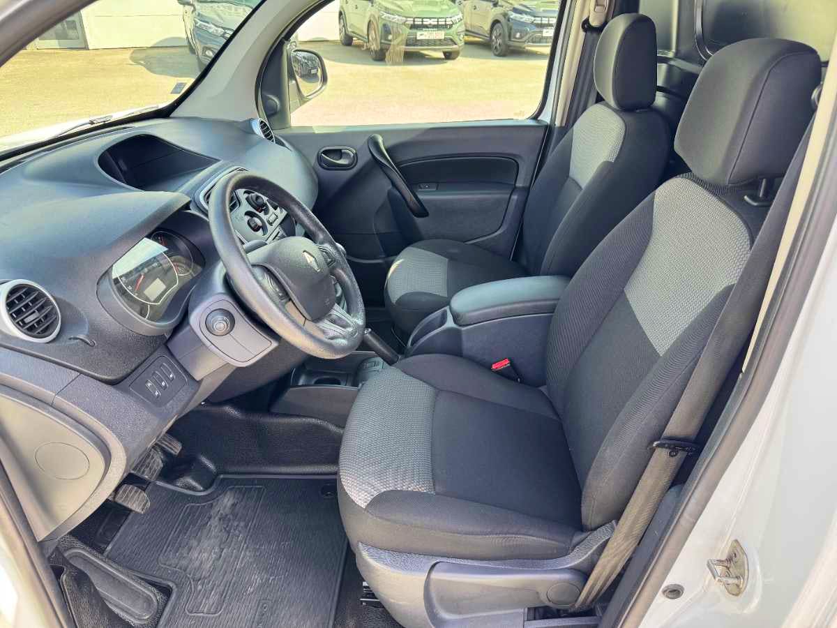 Renault Kangoo  BLUE DCI 95CV MAXI R-LINK occasion - Photo 9