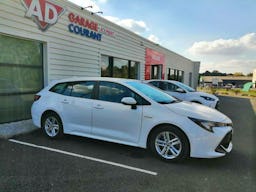 Toyota Corolla  DYNAMIC BUSINESS 122h TS Touring Sports occasion - Photo 1