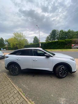 Peugeot 3008 1.2 HYBRID 145 E-DCS6 ALLURE occasion - Photo 4