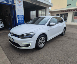Volkswagen Golf E-GOLF VII PHASE 2 136CH occasion - Photo 1