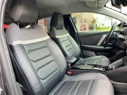 Citroën C4  1.5 BlueHDi 130 EAT8 SHINE occasion - Photo 6