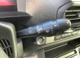 Opel Vivaro Cabine Approfondie Taille XL BlHDi 180 EAT8 occasion - Photo 7