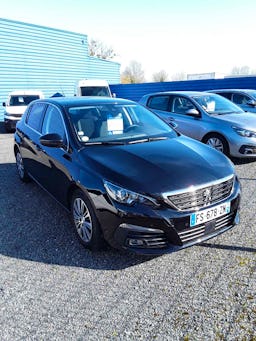 Peugeot 308  1.5 HDI 130 ALLURE BUSINESS occasion - Photo 1