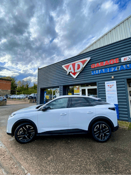 Peugeot 3008  1.2 HYBRID 136 E-DCS6 ALLURE occasion - Photo 2