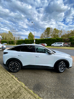 Peugeot 3008  1.2 HYBRID 136 E-DCS6 ALLURE occasion - Photo 6