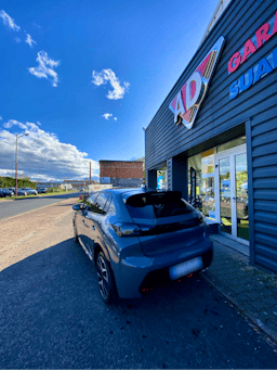 Peugeot 208  Hybrid 136 eDCS6 GT occasion - Photo 3