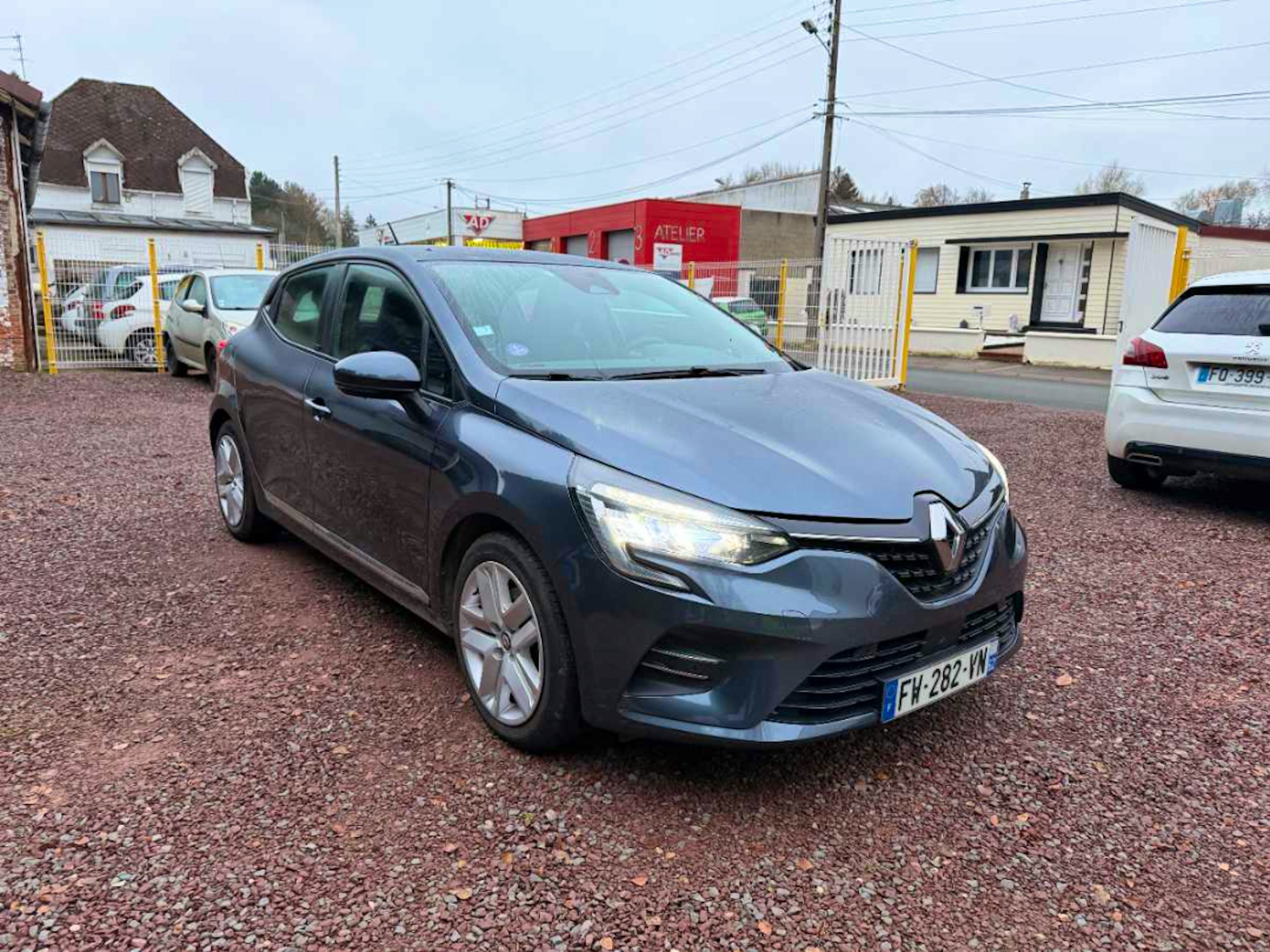 Renault Clio V E-TECH HYBRID 140CV BUSINESS occasion