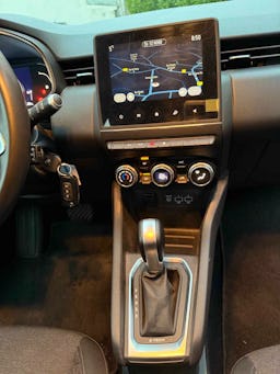 Renault Clio V E-TECH HYBRID 140CV BUSINESS occasion - Photo 8