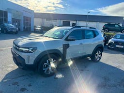 Dacia Duster  MILD HYBRID 130CV 4X2 EXPRESSION occasion - Photo 2