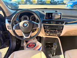 BMW X1  X1 sDrive 18d 150 ch Business Design occasion - Photo 9