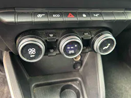 Dacia Duster 4 x 2 1.5 dci occasion - Photo 8