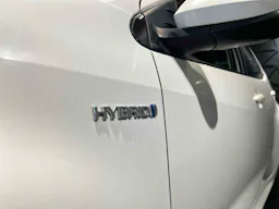 Toyota Yaris  1.5 116Hybride France business occasion - Photo 14