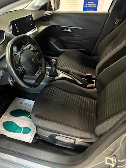 Peugeot 208 208 II 1.2i PureTech 75 occasion - Photo 7