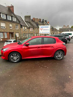 Peugeot 208 1.2i PureTech 100 occasion - Photo 1