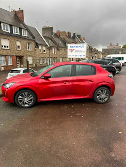 Peugeot 208  1.2i PureTech 100 occasion - Photo 1